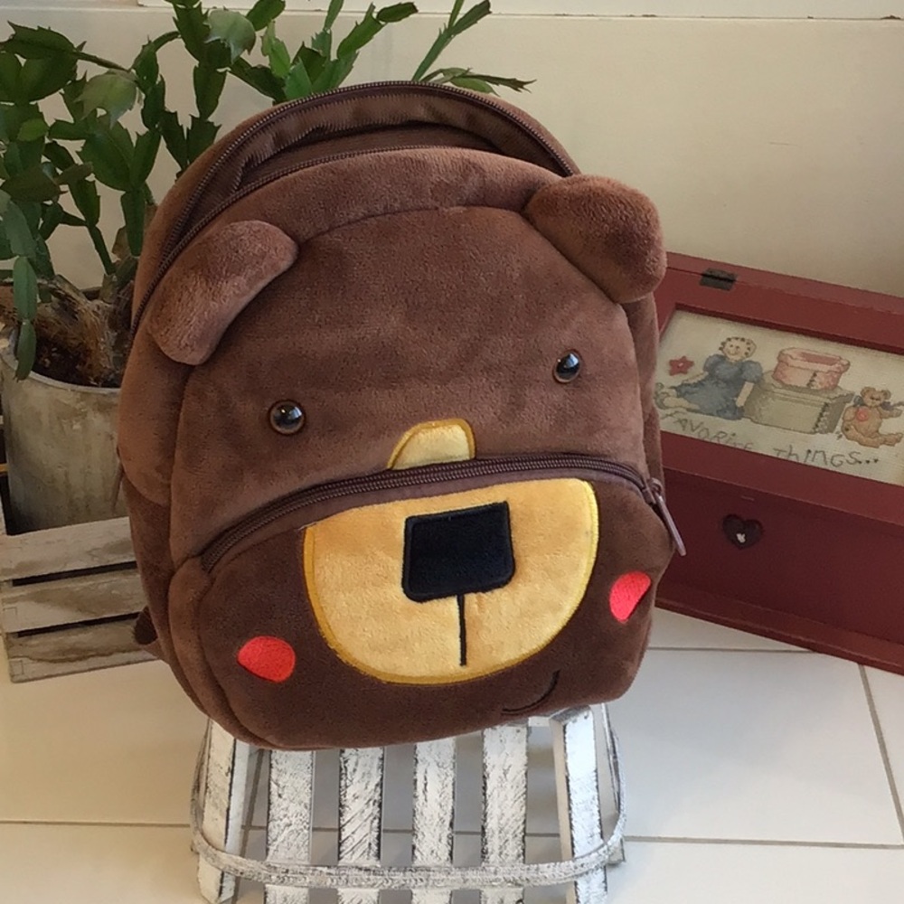 ‘Kakoo’ Plush Toddler Brown Bear Backpack
